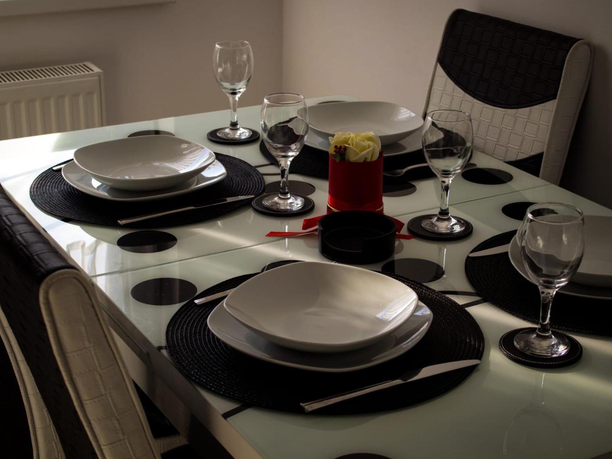 Green Apartaments Zărneşti Bagian luar foto